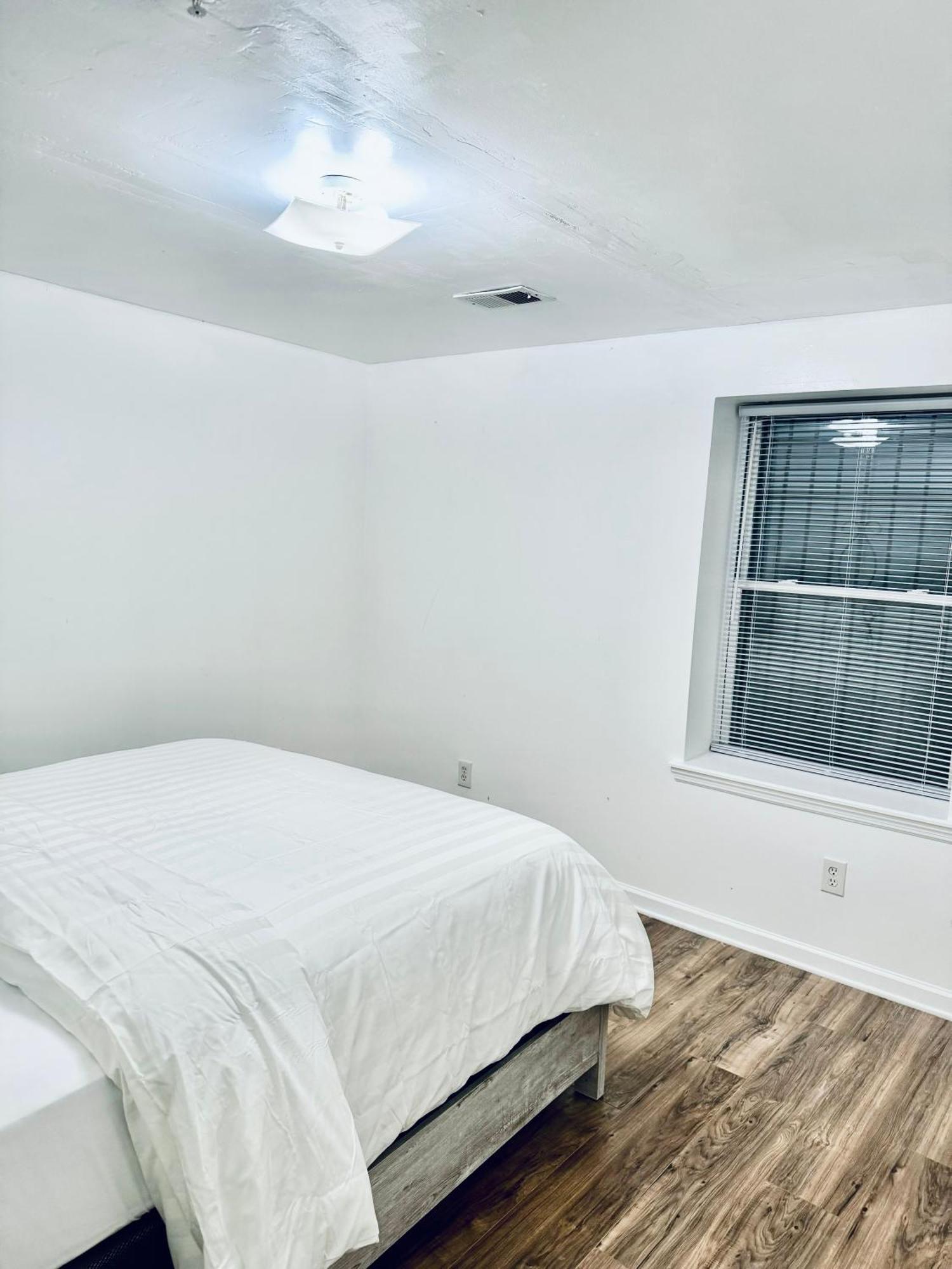 Cozy Evergreen Apartment By Newark Airport Bagian luar foto