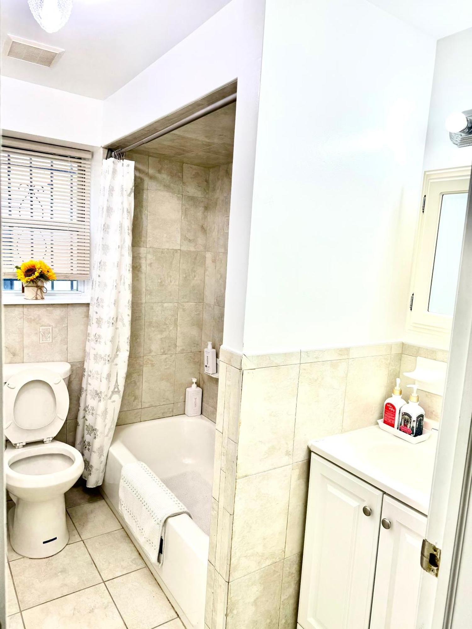 Cozy Evergreen Apartment By Newark Airport Bagian luar foto